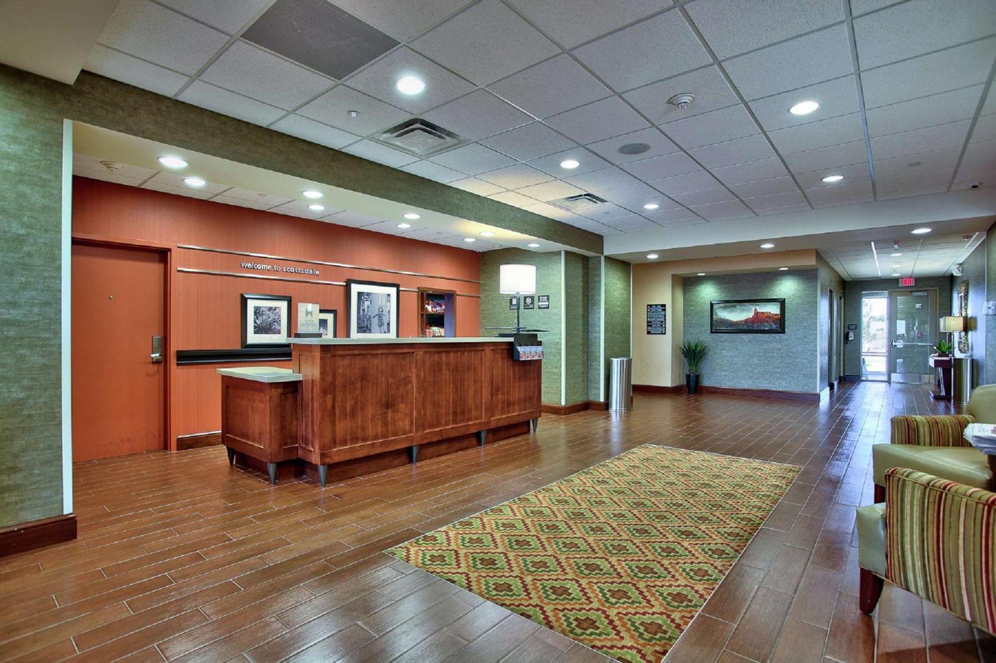 Hampton Inn & Suites Scottsdale At Talking Stick Buitenkant foto